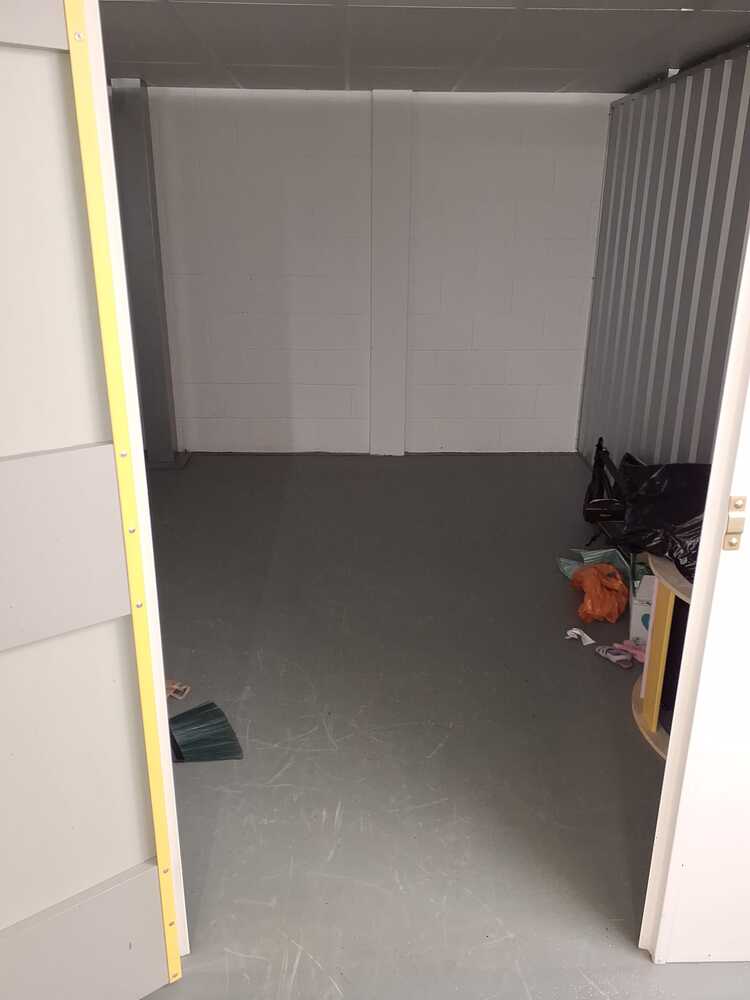 Stoke On Trent Storage Facility auction IB-2163