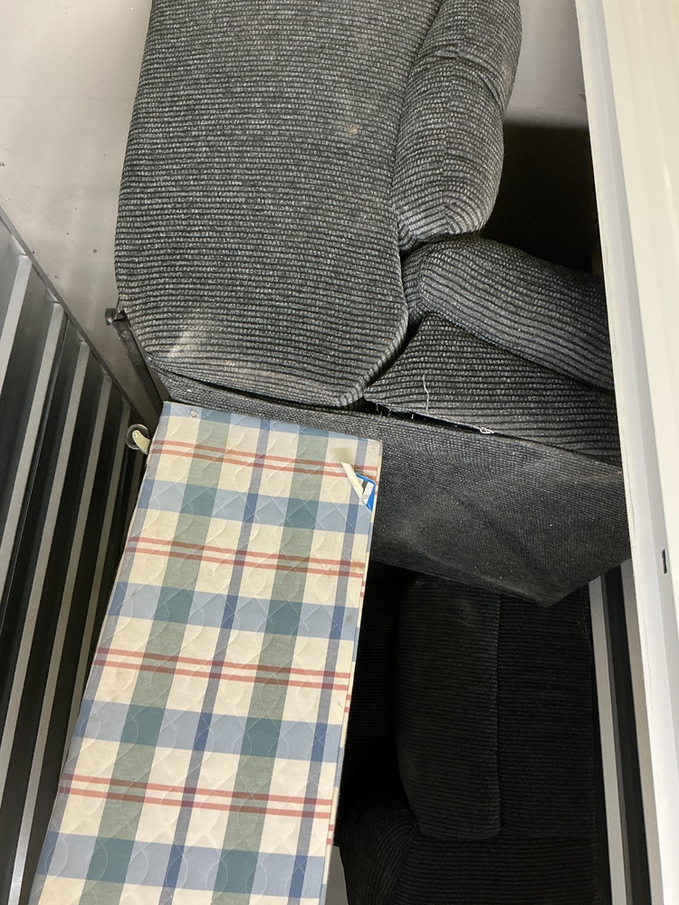 Bishopbriggs Storage Vault Self storage auction IB-8483