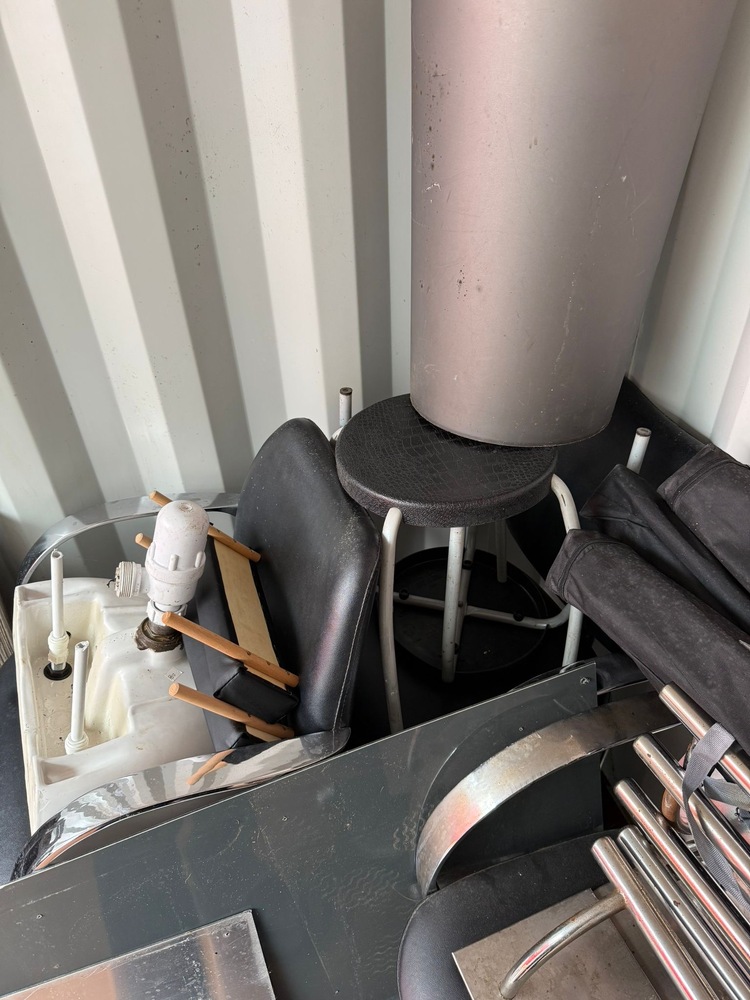 Kirkintilloch Self Storage Storage auction IB-9093