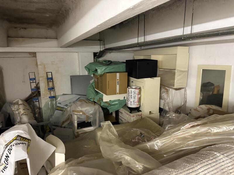 New Malden Storage auction IB-3908