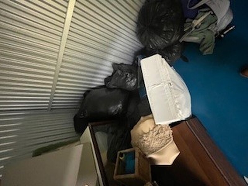 uk Storage auction IB-2164 10