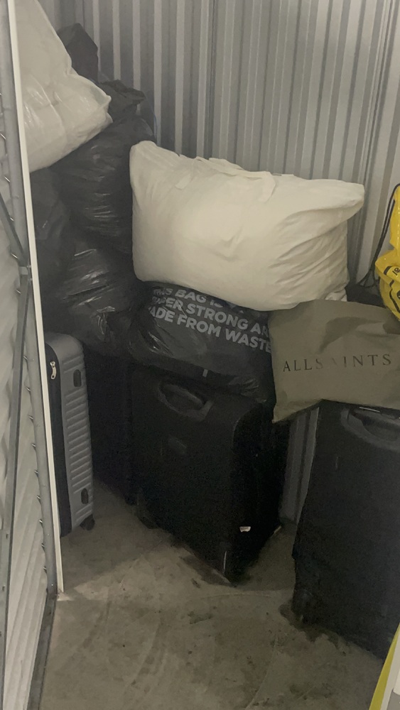 Battersea Self storage auction IB-4883