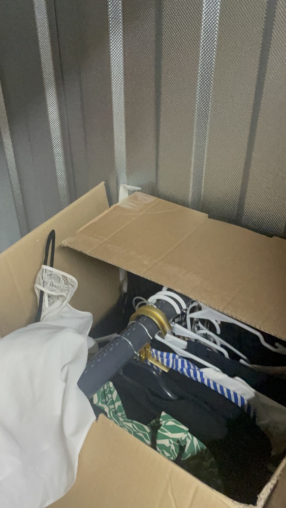 Battersea Self storage unit auction IB-7077