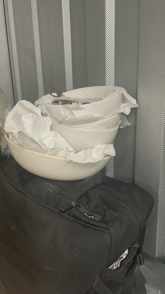 Battersea Self storage unit auction IB-6064