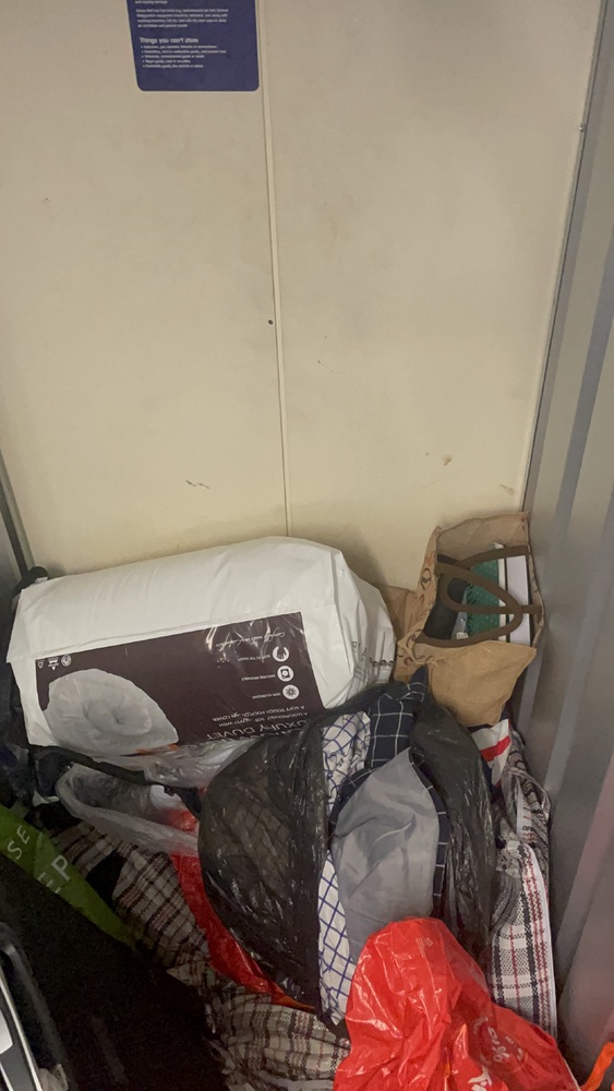 Battersea Storage Unit auction IB-4068