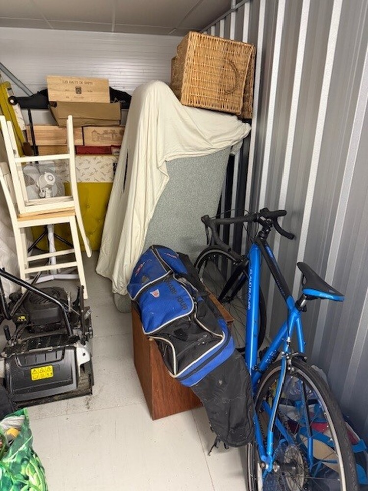 Woking Storage Unit auction IB-9440 22