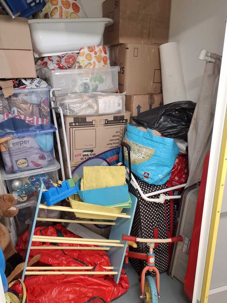 Sheffield Storage auction IB-4554