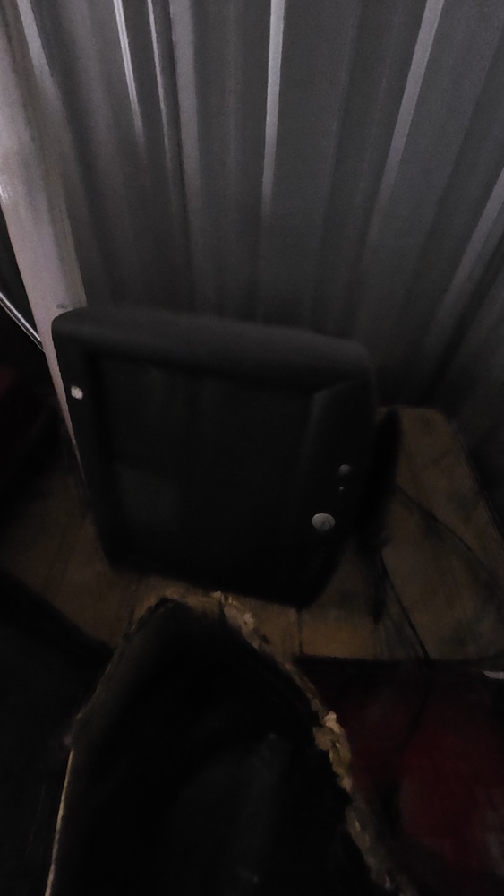 Magenta Storage Storage Unit auction IB-7380