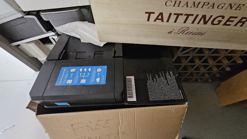 Magenta Storage Storage Unit auction IB-7380 42