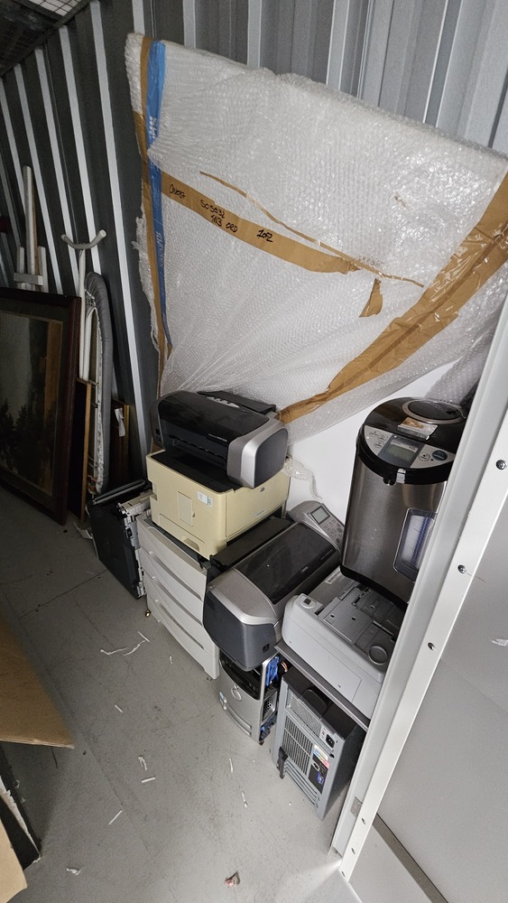 Magenta Storage Self storage auction IB-7380 54