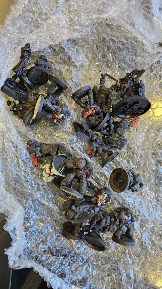 Magenta Storage Storage Unit auction IB-7380 72