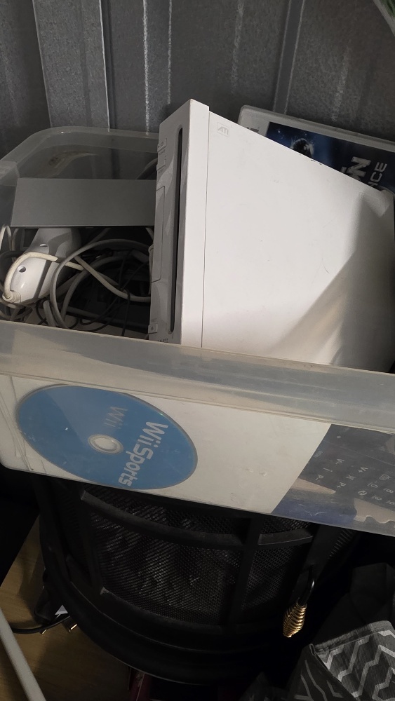 TRAFFORD Self storage unit auction IB-1364 33