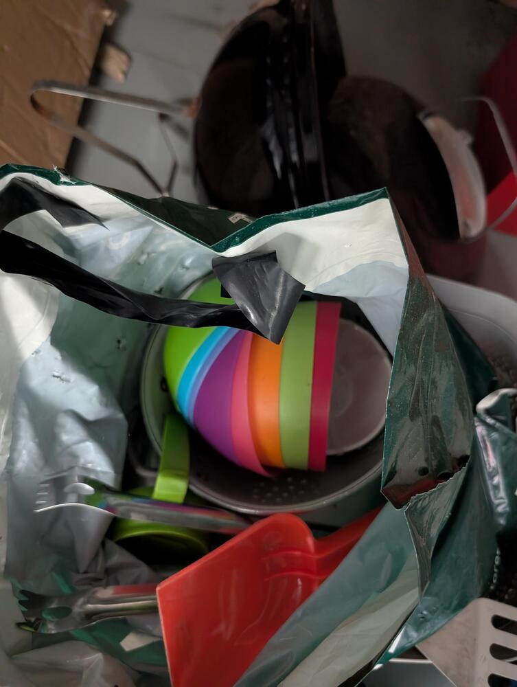 Horsham Self storage auction IB-7787