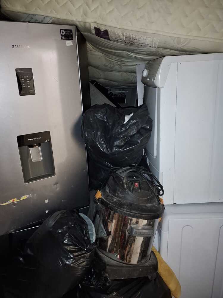 Burton Upon Trent Storage Unit auction IB-5318