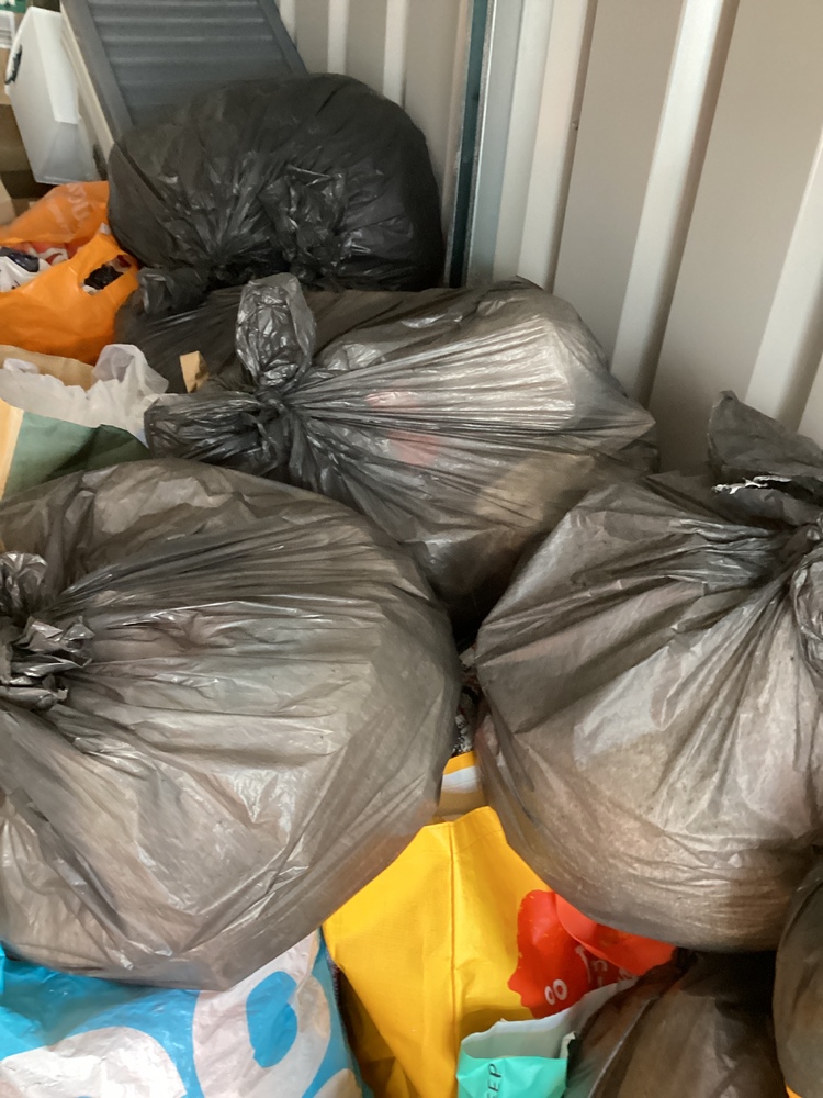 Plymouth Central Self storage unit auction IB-7673