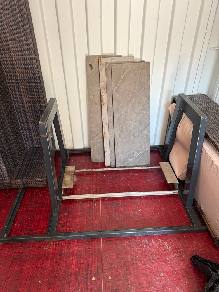 Exhall Coventry Storage auction IB-6477 10