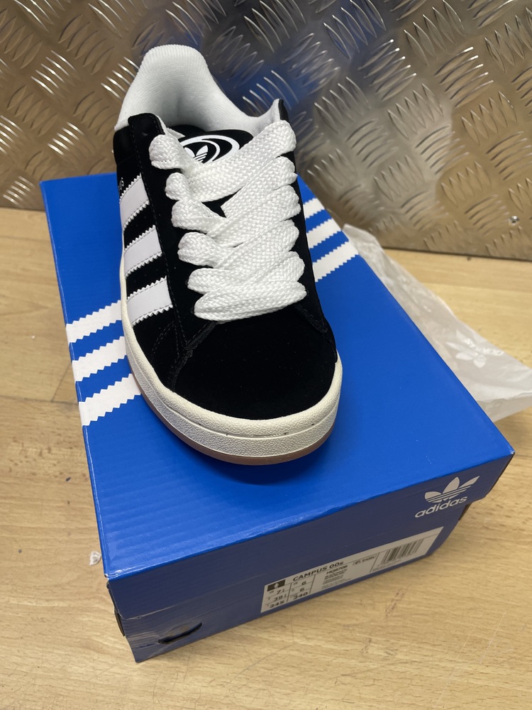 Acton Storage auction IB-7482 20