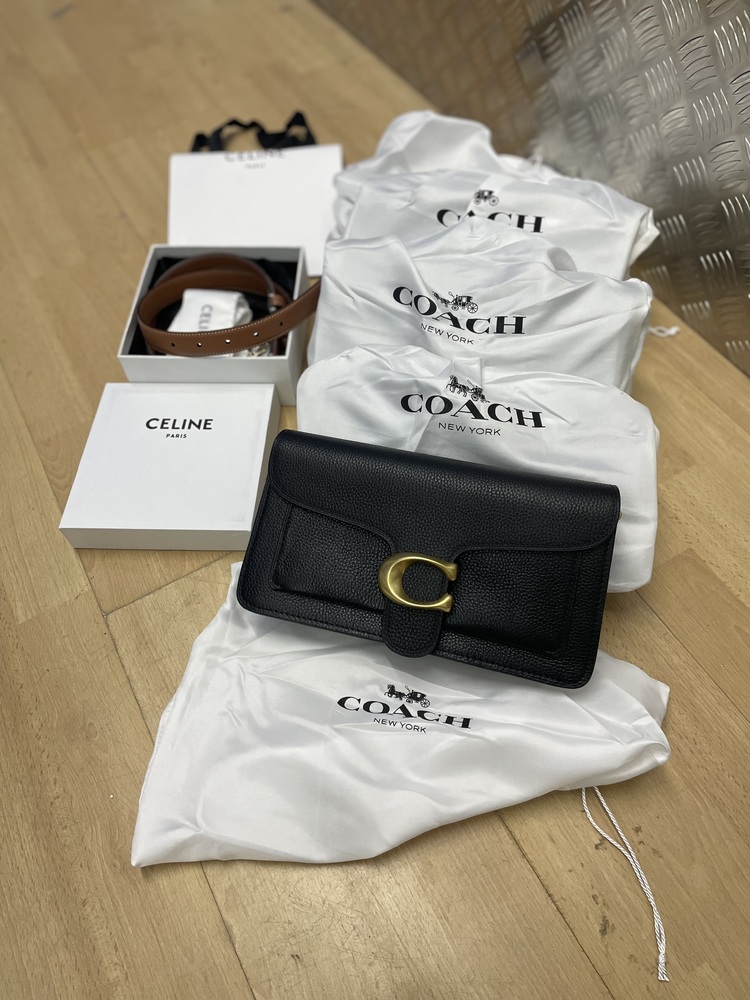 Acton Self storage auction IB-7482 24