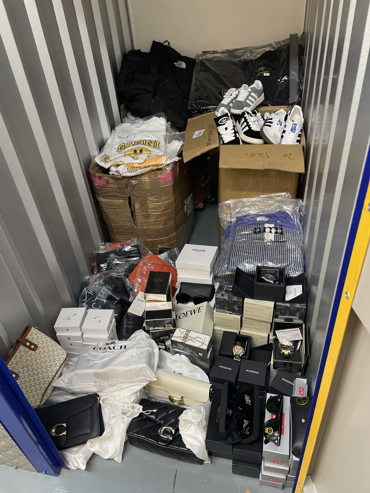 Acton Storage auction IB-5670