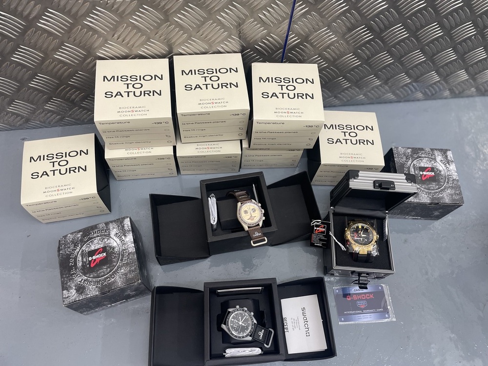 Acton storage facility unit auction IB-5670 16