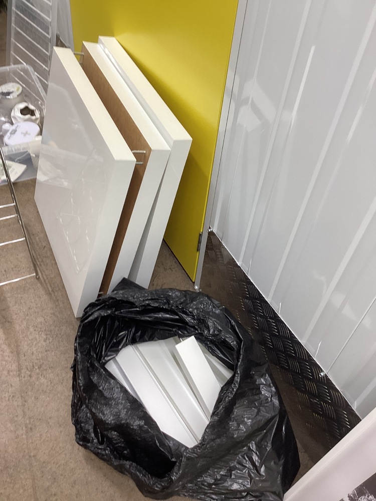 Colvilles East Kilbride Storage Unit auction IB-2779 32