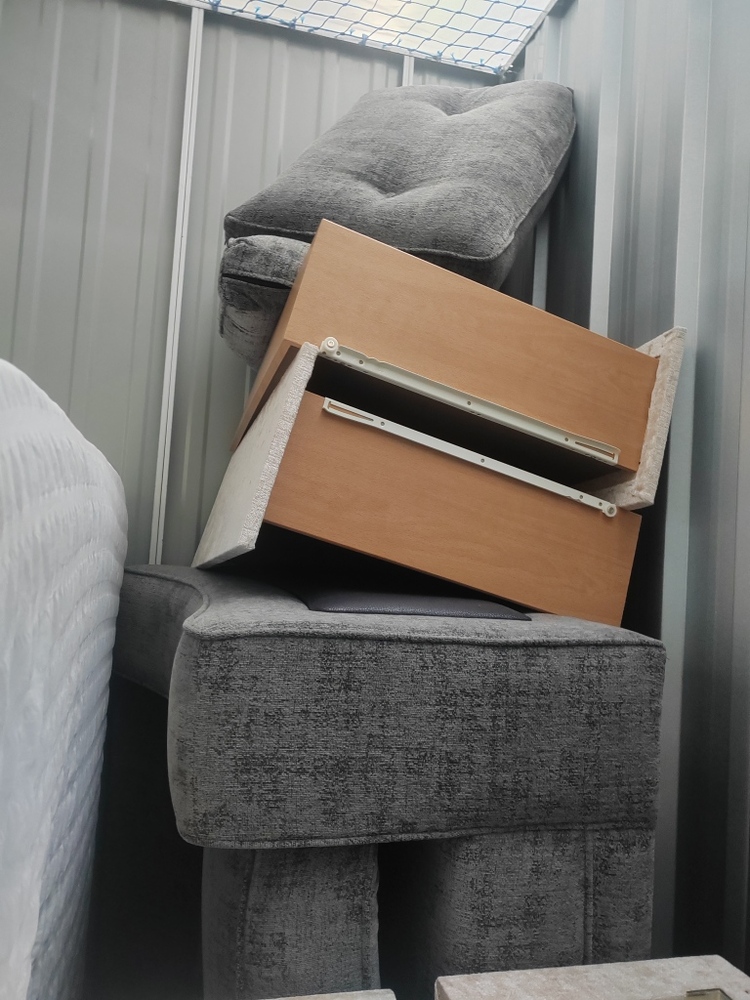 Blackpool Storage Unit auction IB-7513