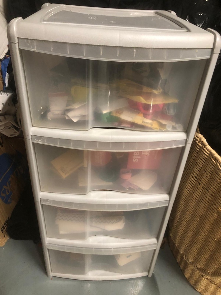Croydon Storage Unit auction IB-4726 32