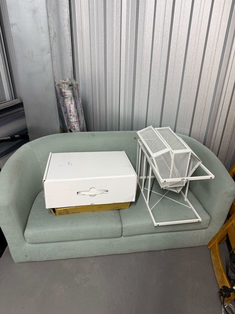 Magenta Self Storage Storage Unit auction IB-8208