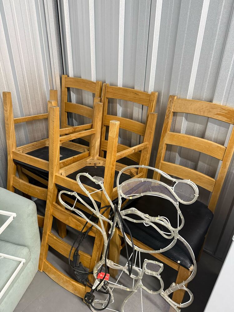 Magenta Self Storage Self storage unit auction IB-8208