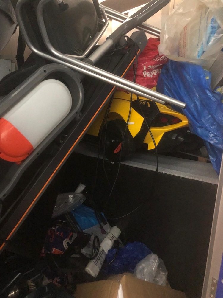 Swanley Storage Unit auction IB-8627