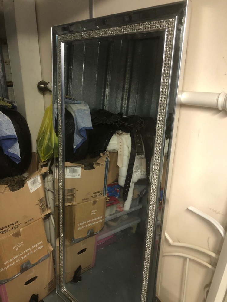 Orpington Self storage auction IB-6888 24