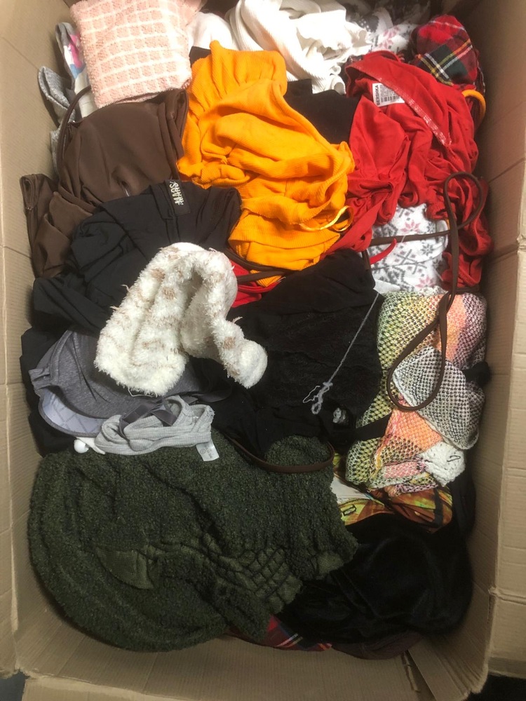 Orpington Storage Unit auction IB-6888 32