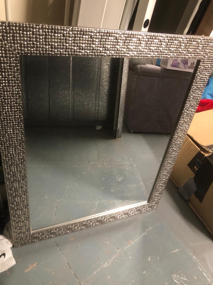 Orpington Storage Unit auction IB-6888 42