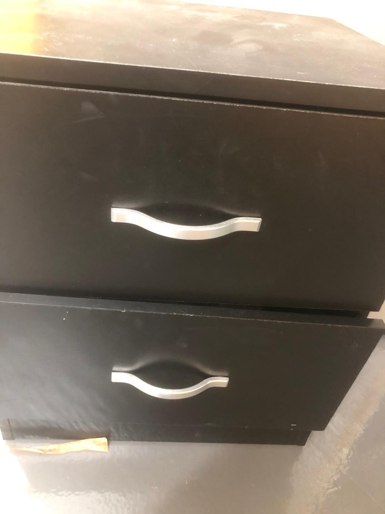 Charlton Self storage auction IB-5273