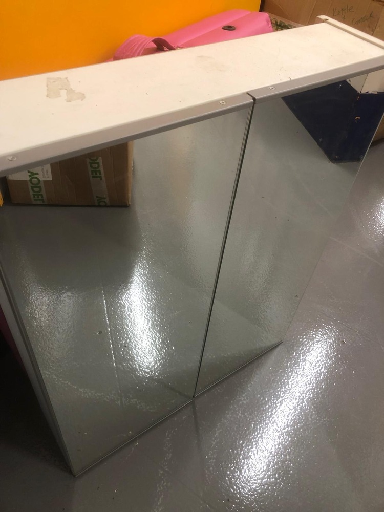 Charlton storage facility unit auction IB-5273 26