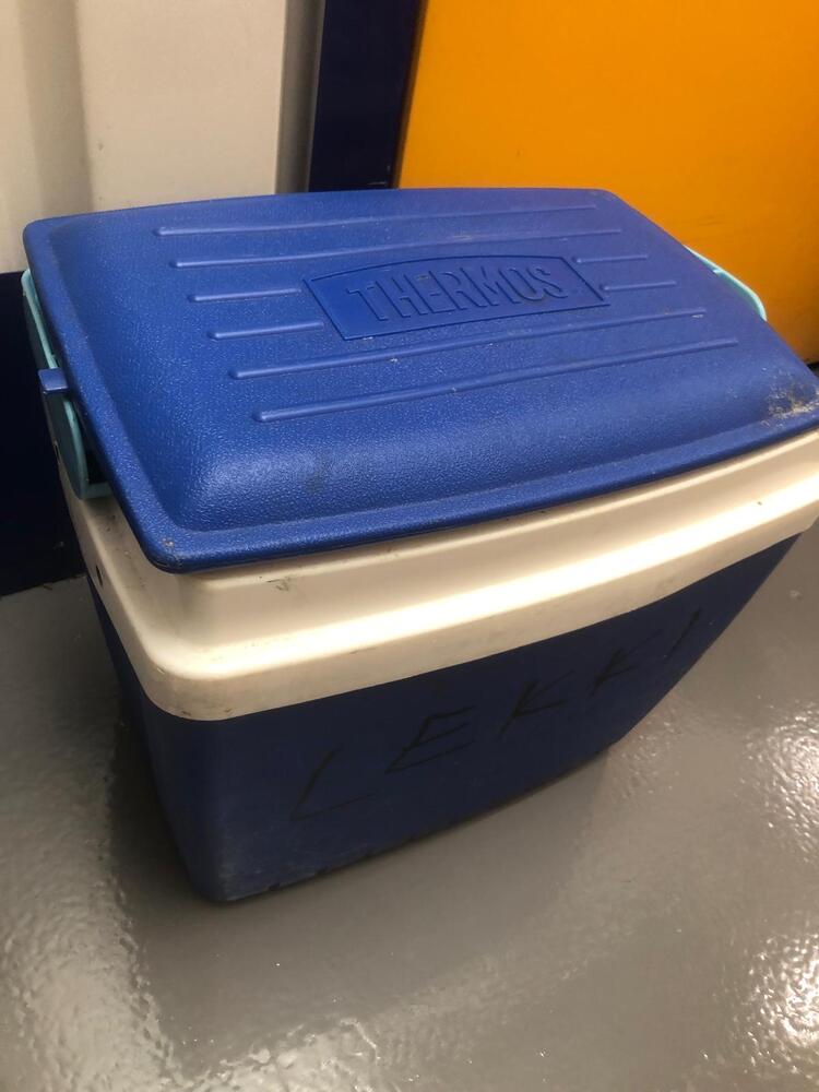 Charlton Storage Unit auction IB-4472