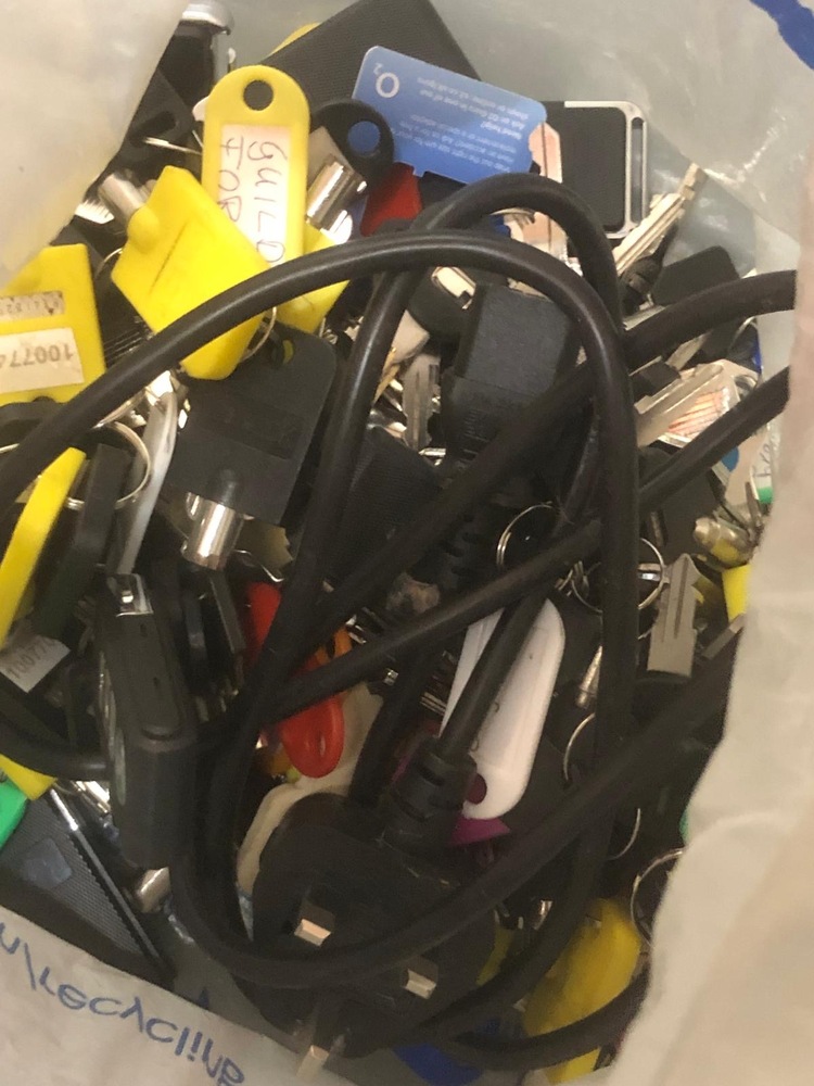 Croydon Self storage auction IB-2895