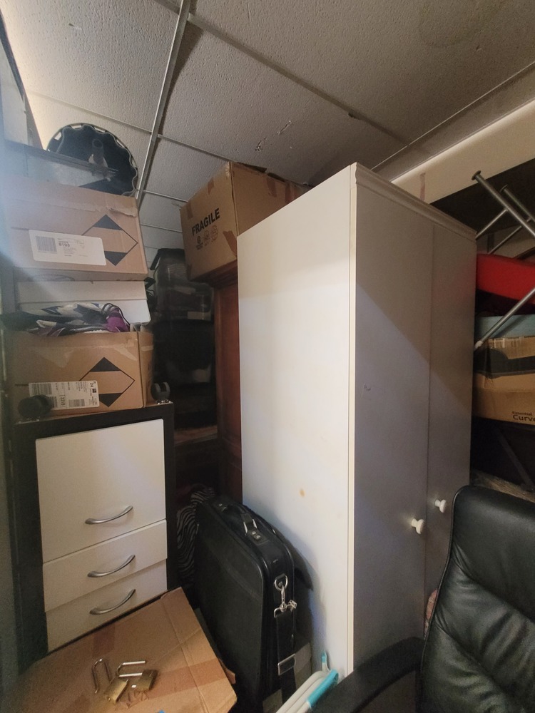 StorageMart Worthing storage facility unit auction IB-9816