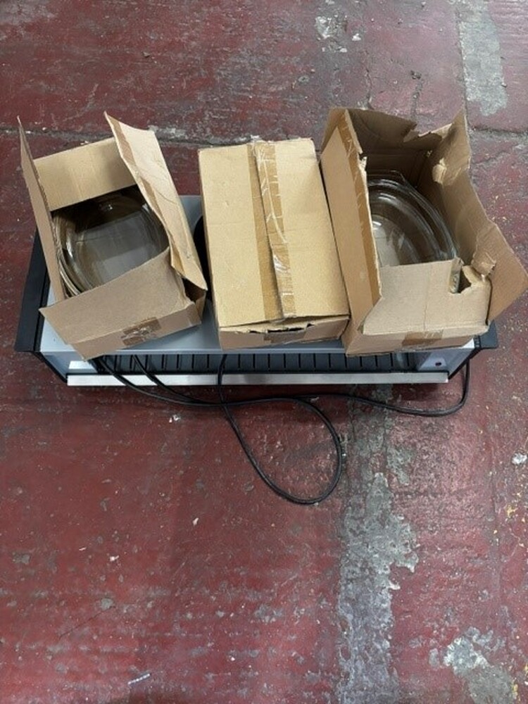 Self Storage Tameside  Self storage auction IB-8777 24