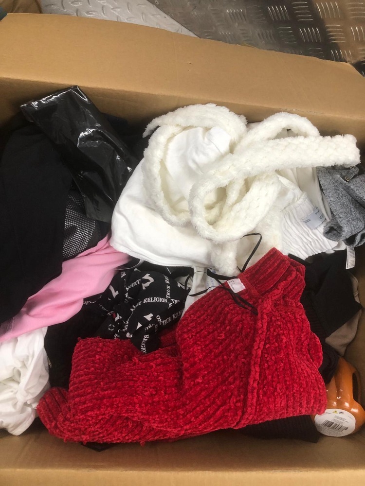 Bow Storage Unit auction IB-9637 22