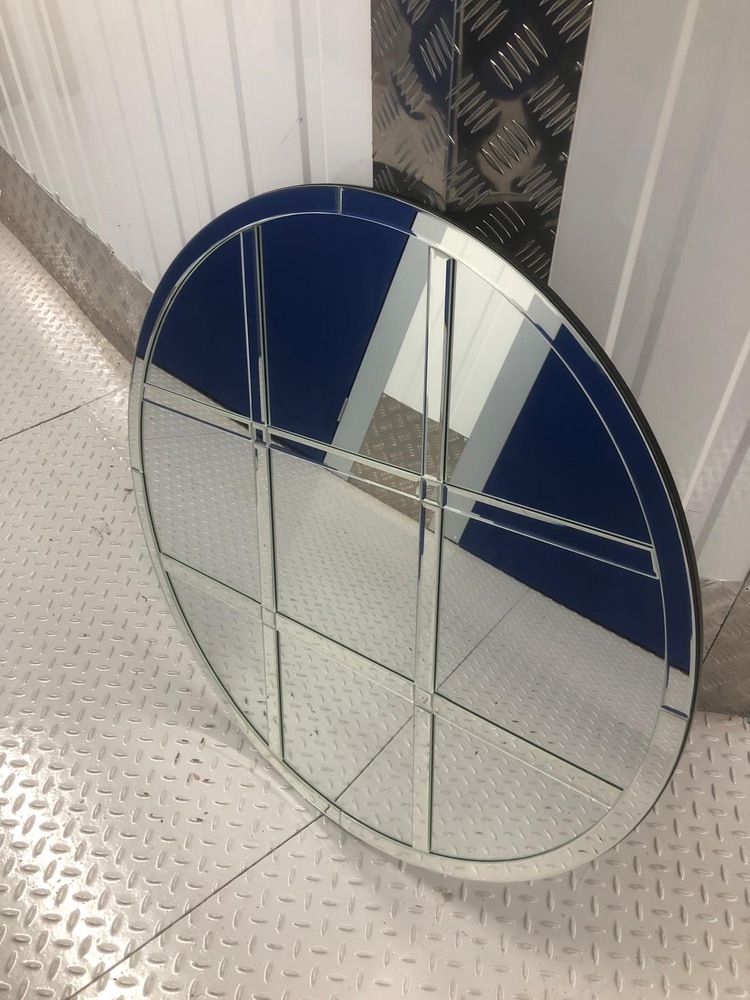 Bow Storage Unit auction IB-9637 32