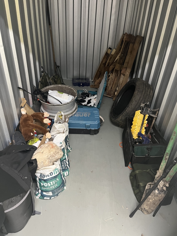 Crewe Storage auction IB-6480