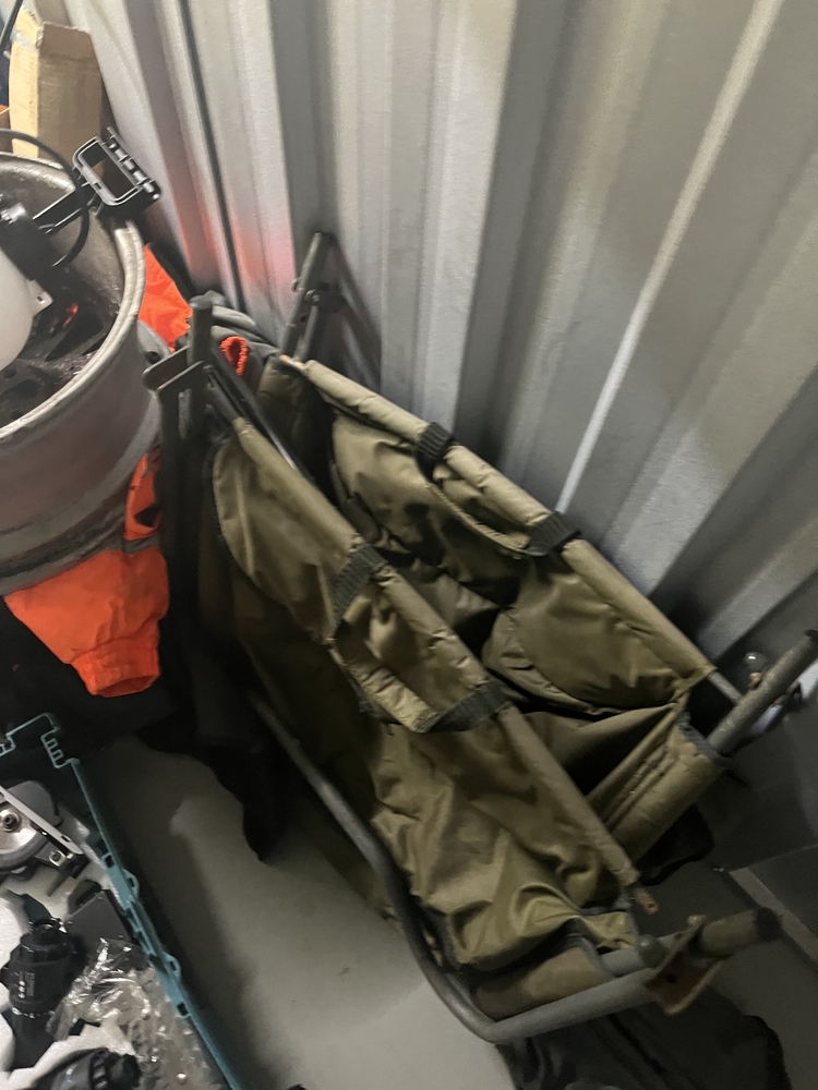 Crewe Storage Unit auction IB-6480