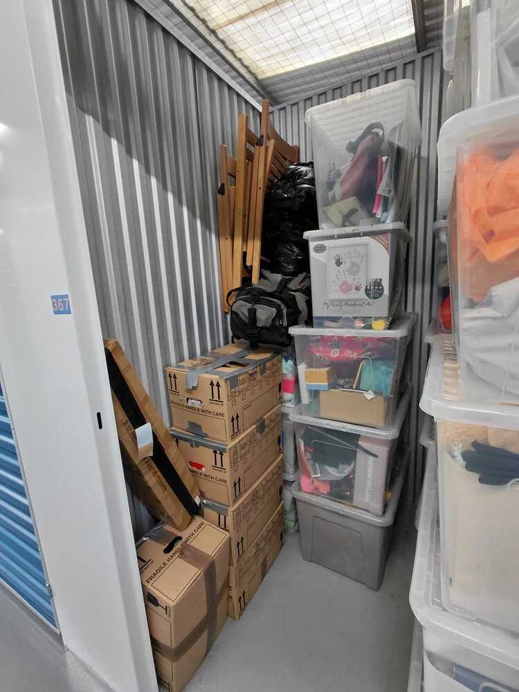 Cowes IOW Self storage unit auction IB-2805