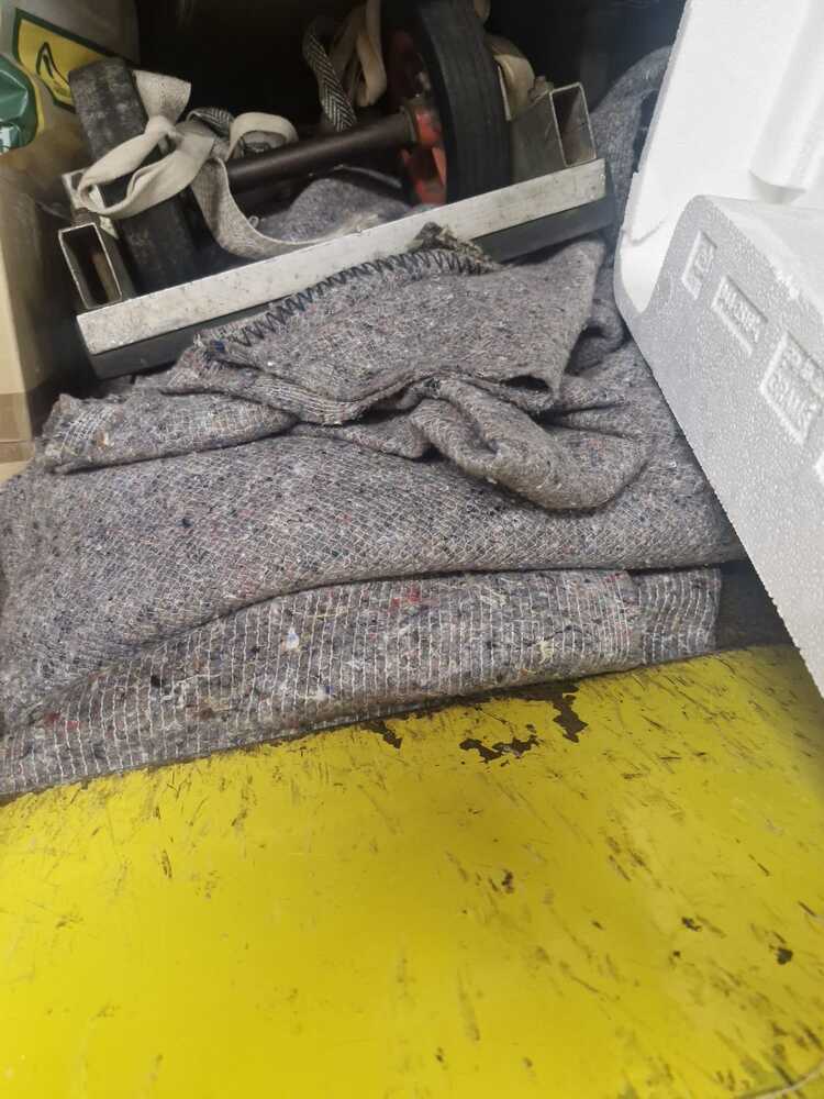Banbury Self storage unit auction IB-9956