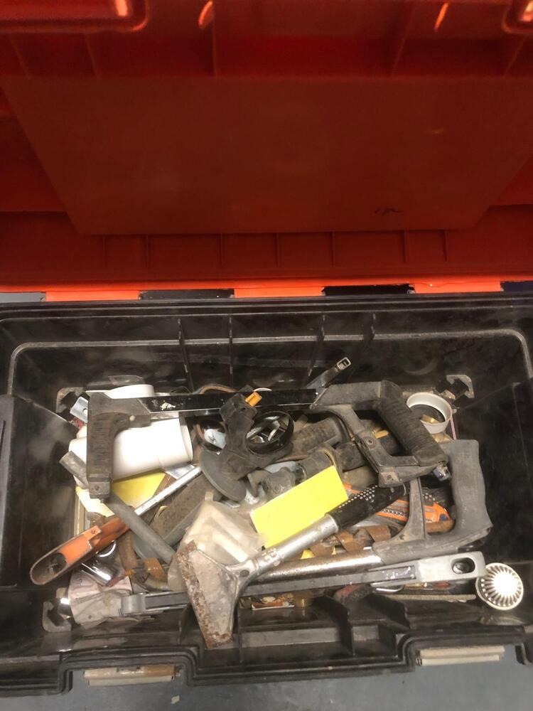 Wimbledon Storage auction IB-3742 10