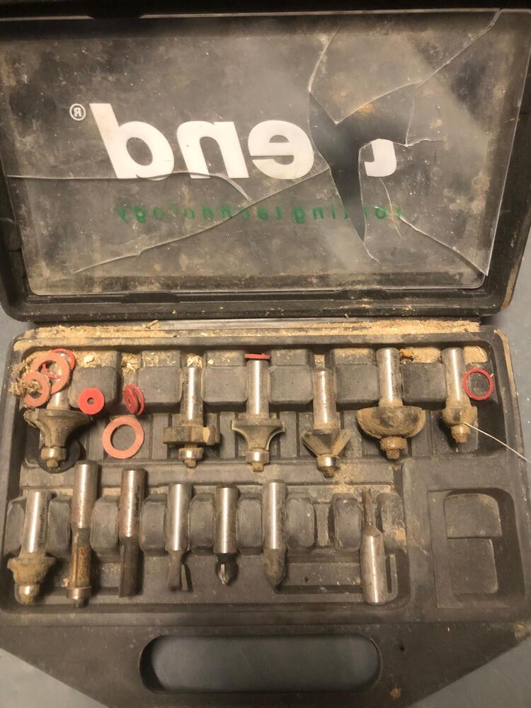 Wimbledon Self storage unit auction IB-3742 13