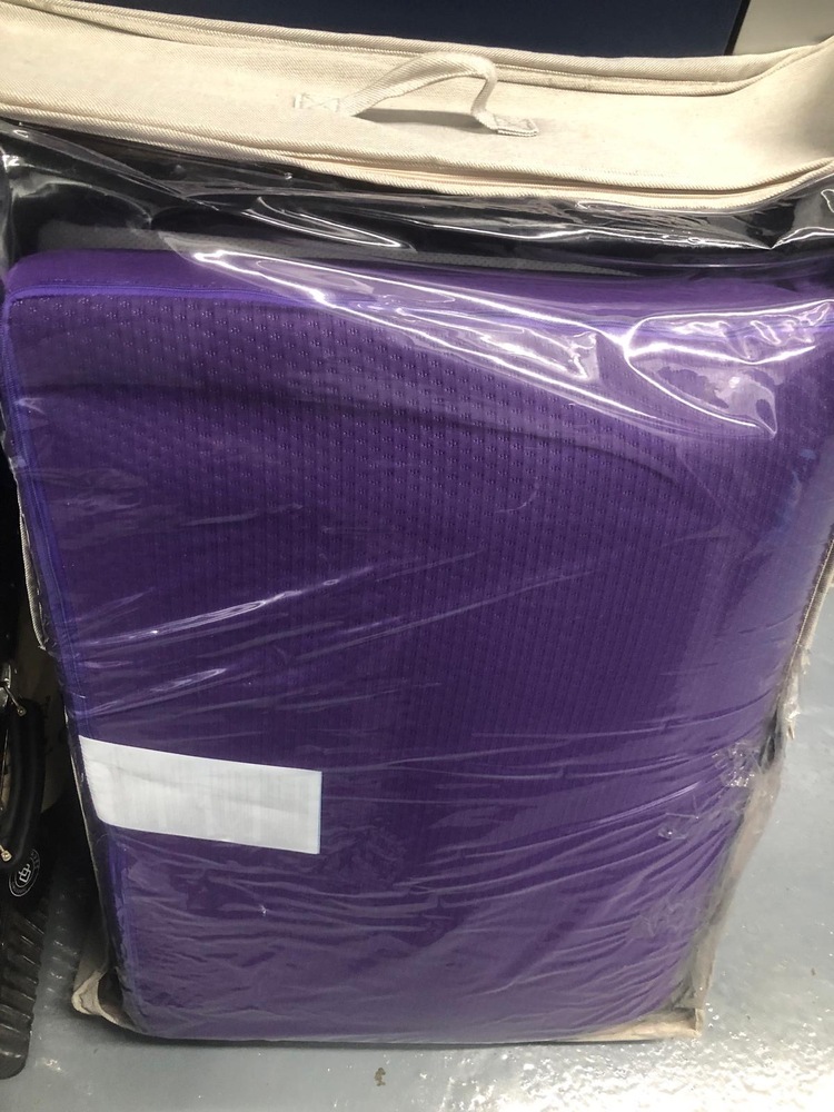 Wimbledon Self storage unit auction IB-7981 23