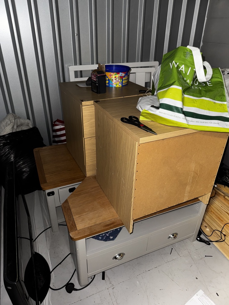 StorageMart Hove Storage Facility auction IB-4626
