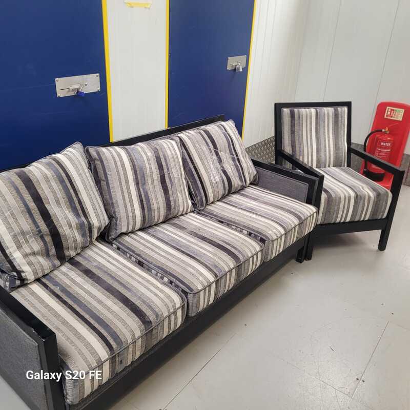 LIVERPOOL Self storage facility auction IB-8329